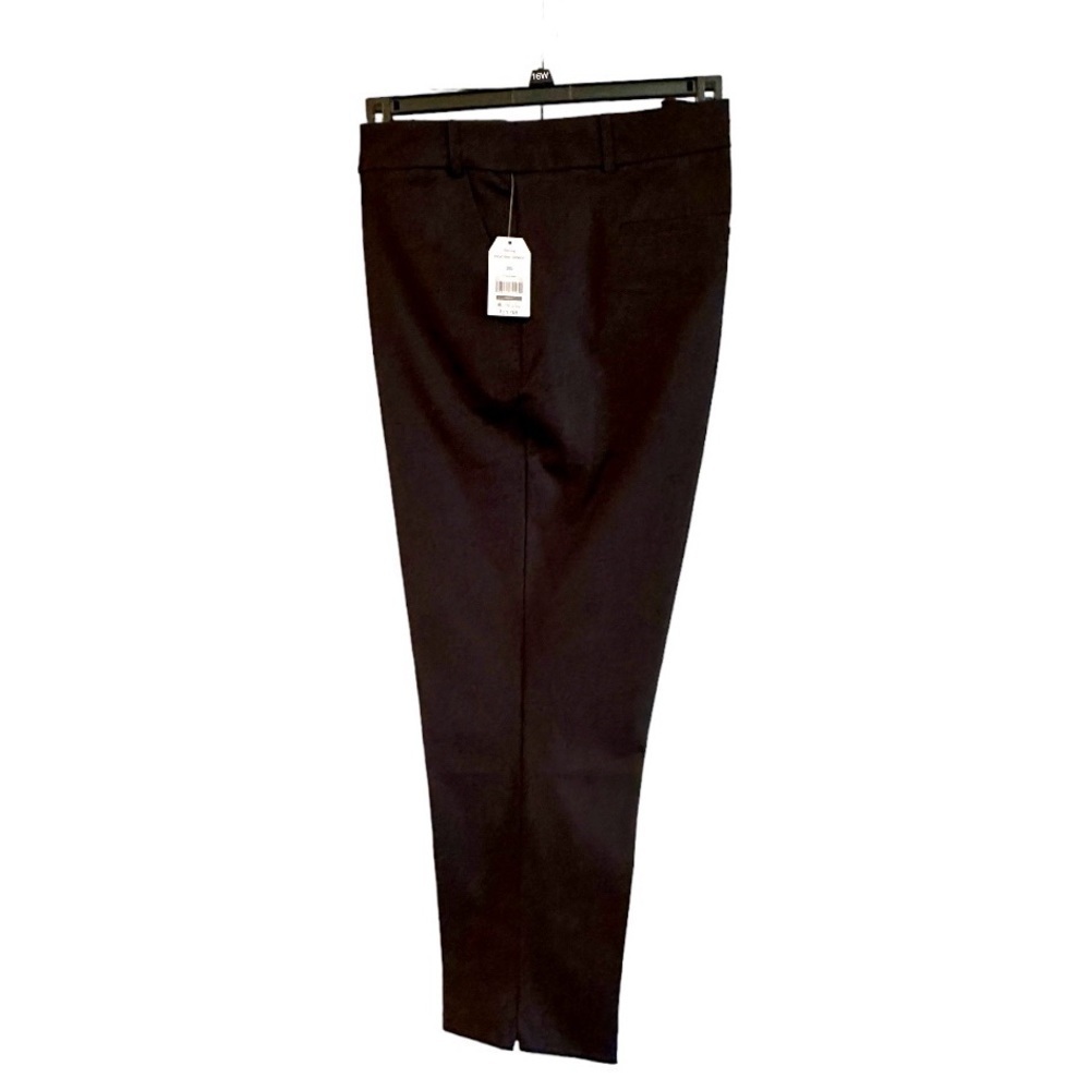 TIME & TRU, NWT, WOMENS, SKINNY PANTS IN BLACK. FOUR-WAY STRETCH. SIZE 20